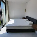 Breathtaking Seafront Elegance Luxury Penthouse شقة