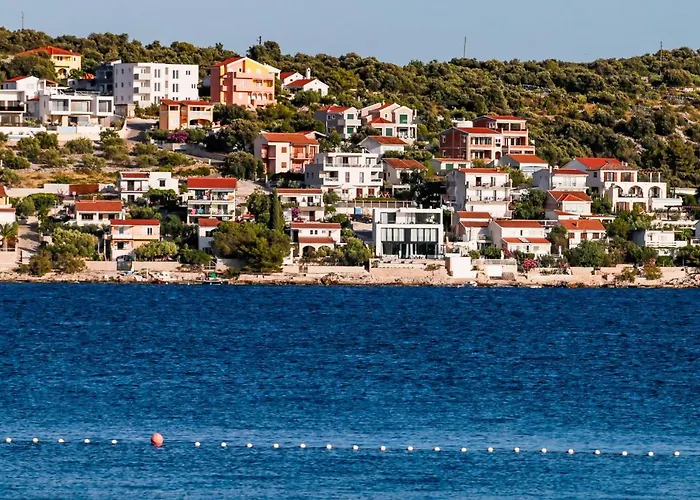 Breathtaking Seafront Elegance Luxury Penthouse Daire Ražanj