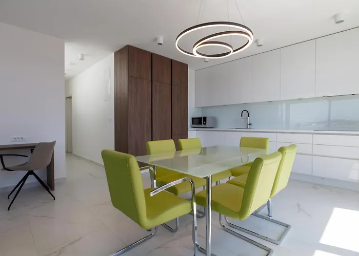 Daire Breathtaking Seafront Elegance Luxury Penthouse