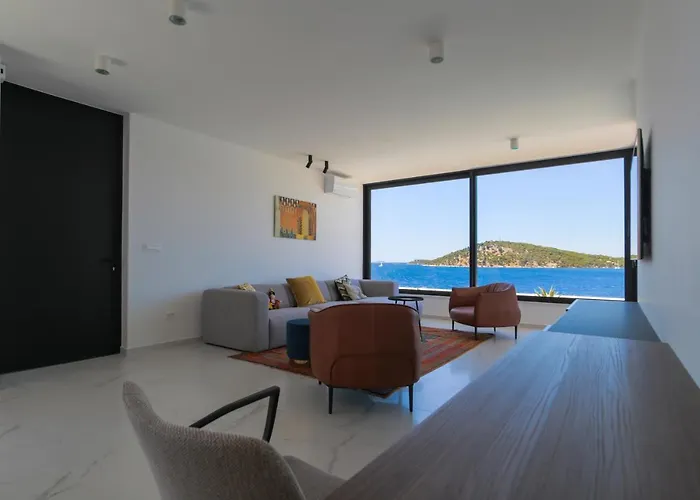 Daire Breathtaking Seafront Elegance Luxury Penthouse